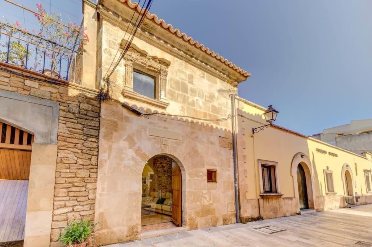 Casa Moll - In The Historical Town Of
