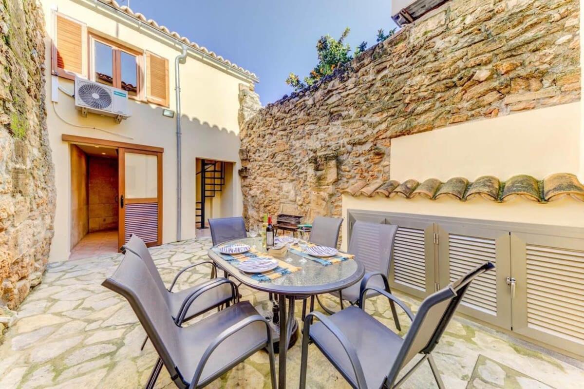 Casa Moll - In The Historical Town Of Holiday home *